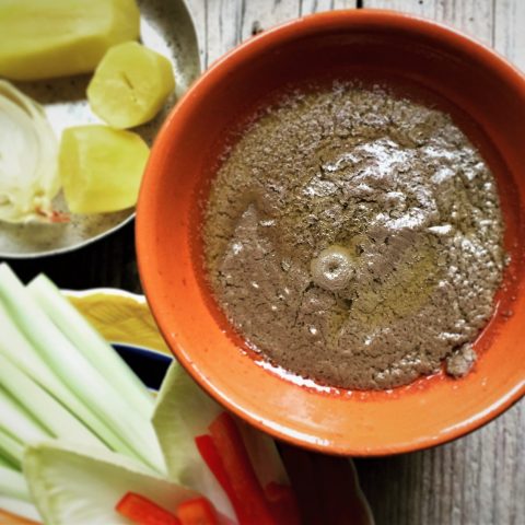 La Bagna cauda Bagna cauda e verdure Piatto tipico piemontese