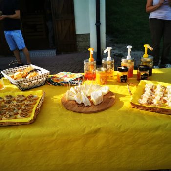 addio al nubilato enogastronomico tra formaggi e miele