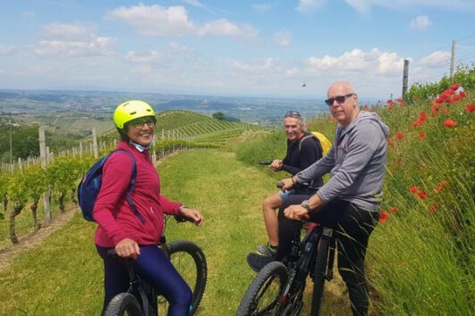 Giro in bici nelle Langhe del Barolo