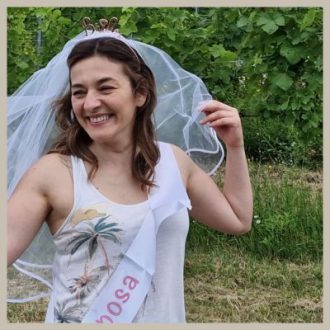 sposa-contenta-nubilato-rurale